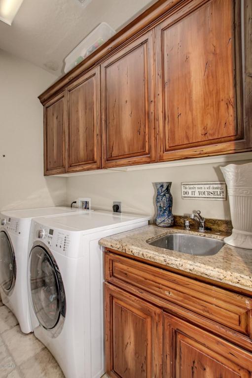 841 N Ashbrook --, Mesa, AZ 85213 photo 9