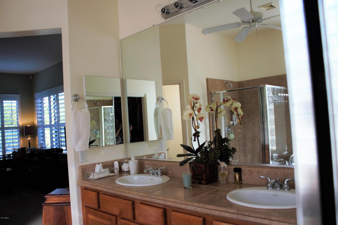 4252 E Dubois Ct, Gilbert, AZ 85298 photo 17