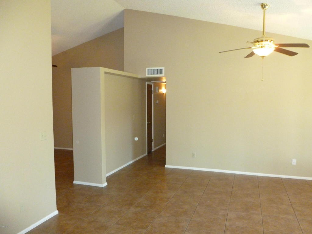 2433 E Capri Ave, Mesa, AZ 85204 photo 12