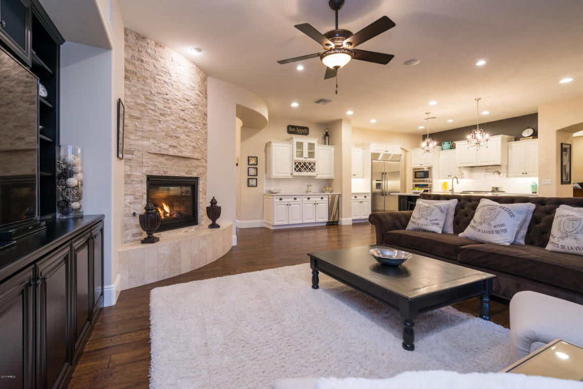 2856 E Sandy Ct, Gilbert, AZ 85297 photo 4