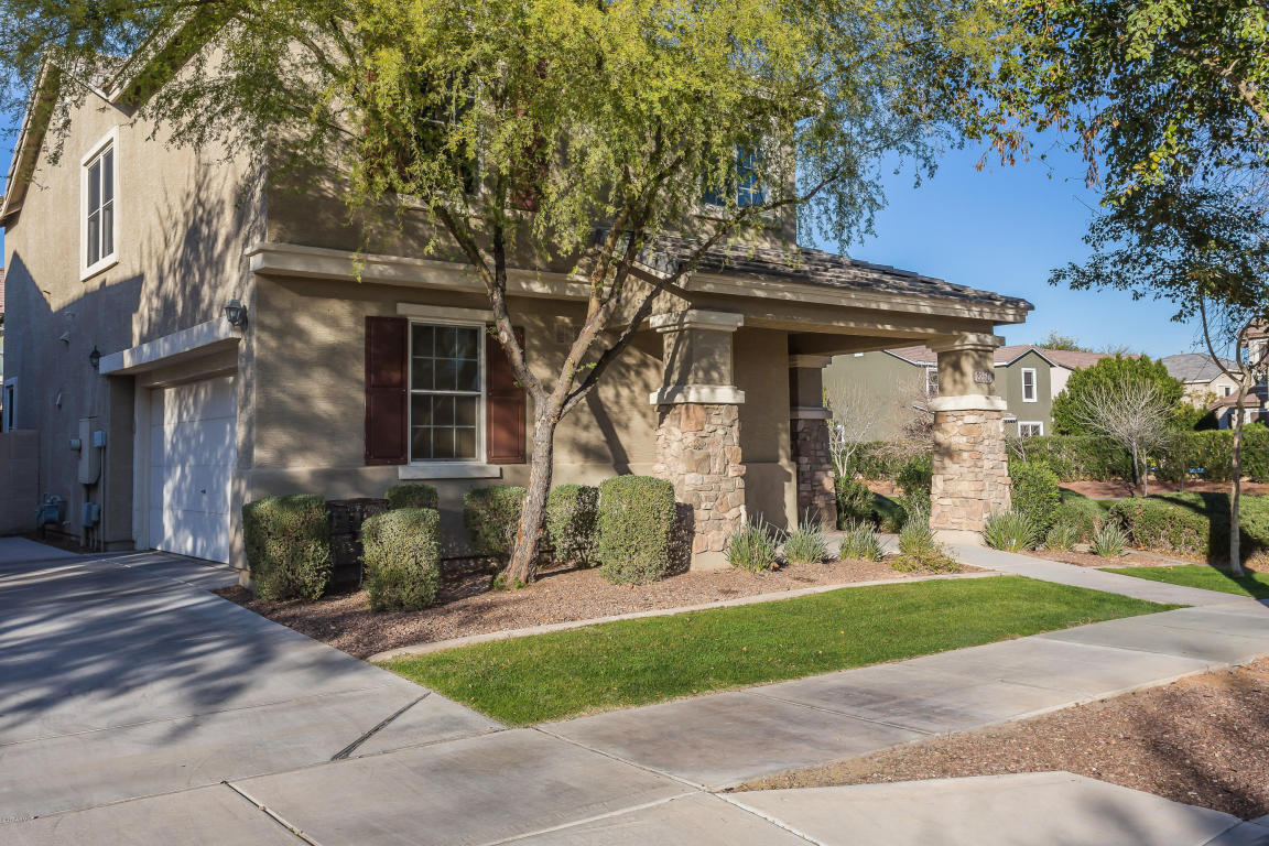 2250 E Wayland Dr, Phoenix, AZ 85040 photo 1