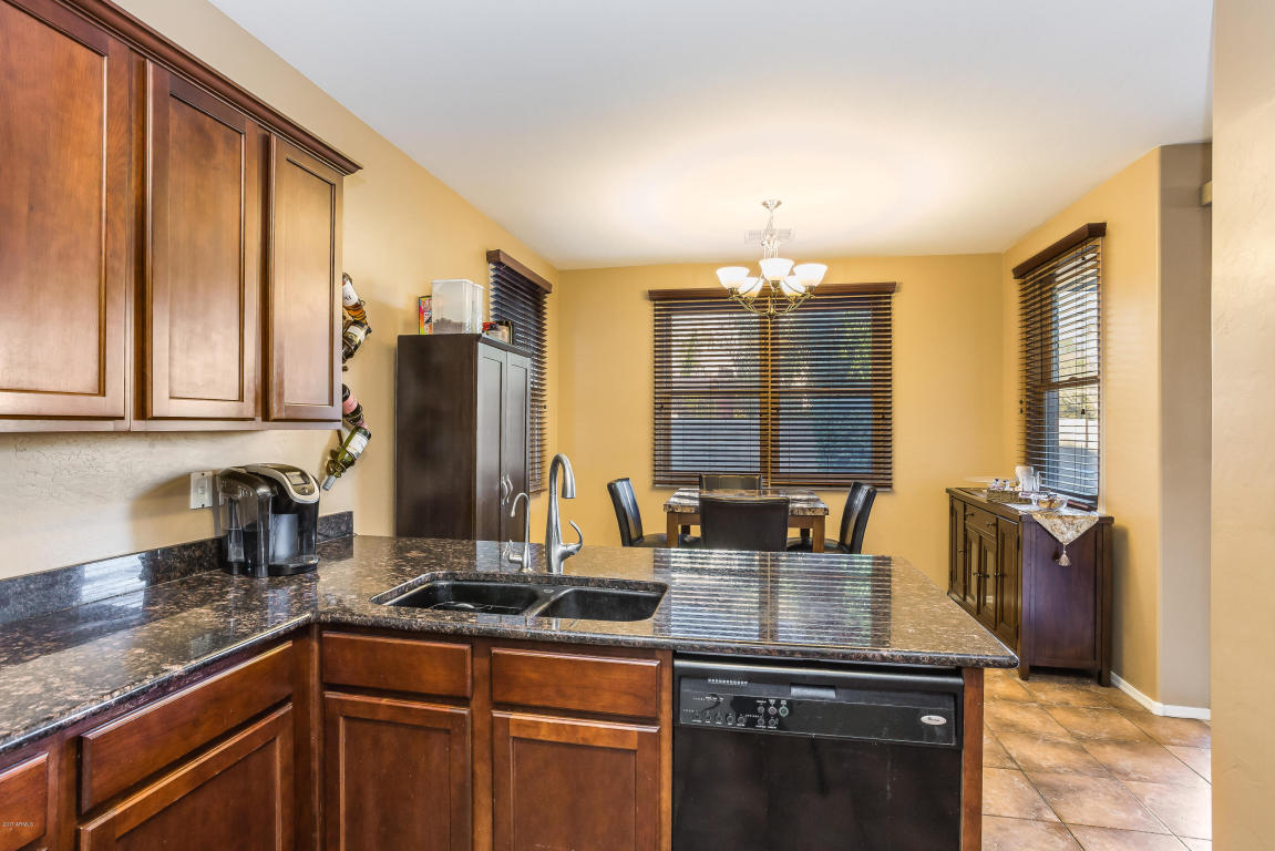 2250 E Wayland Dr, Phoenix, AZ 85040 photo 10