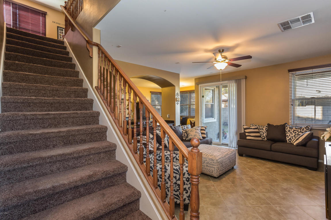 2250 E Wayland Dr, Phoenix, AZ 85040 photo 4