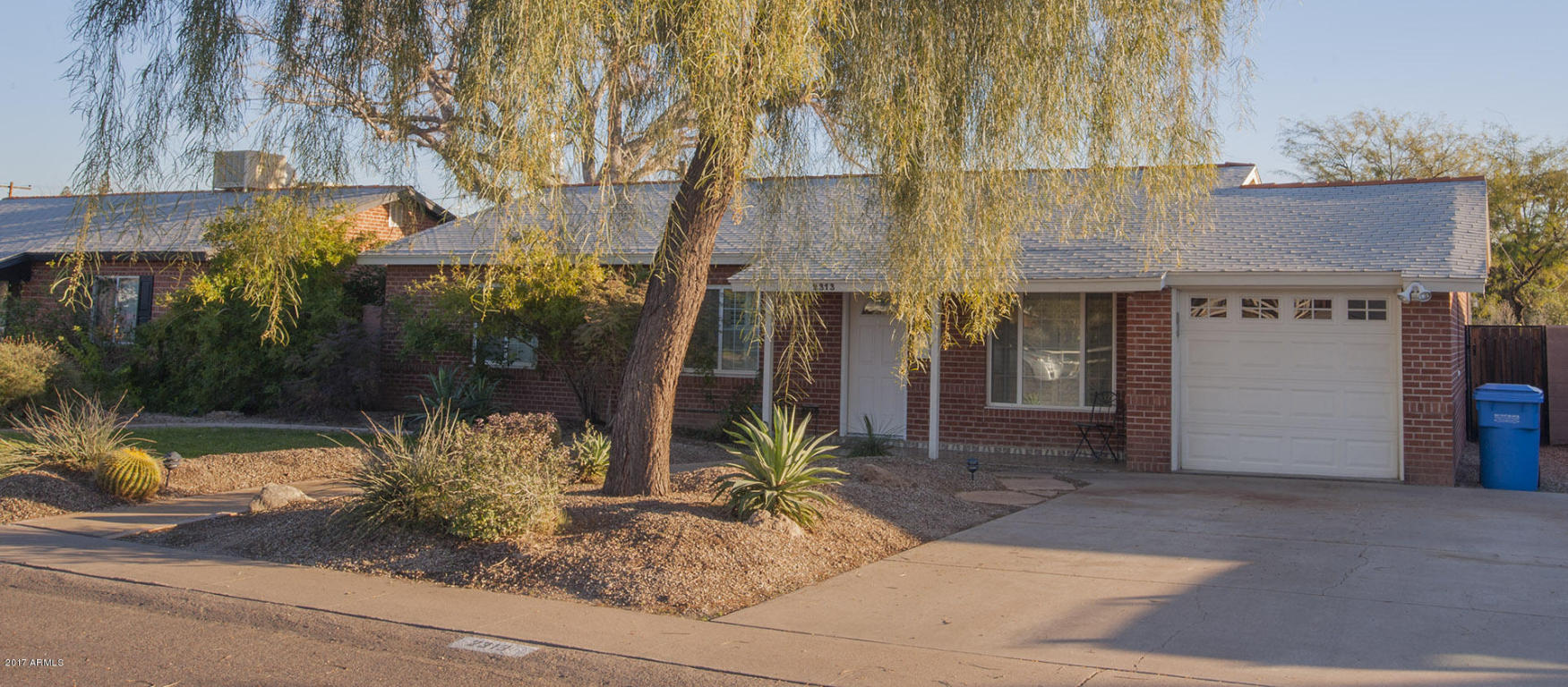 2313 E Heatherbrae Dr, Phoenix, AZ 85016 photo 4