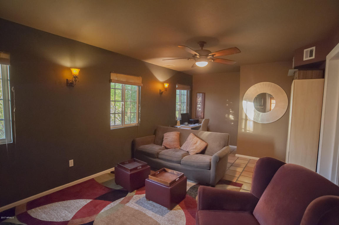 2313 E Heatherbrae Dr, Phoenix, AZ 85016 photo 10