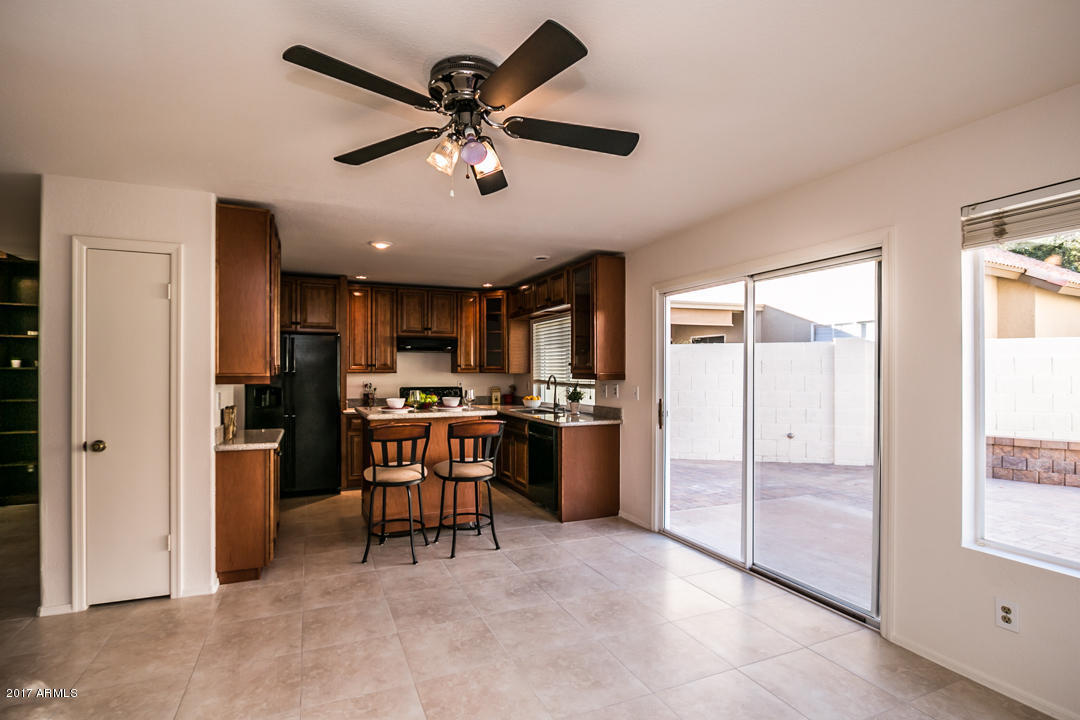 3844 E Orchid Ln, Phoenix, AZ 85044 photo 11