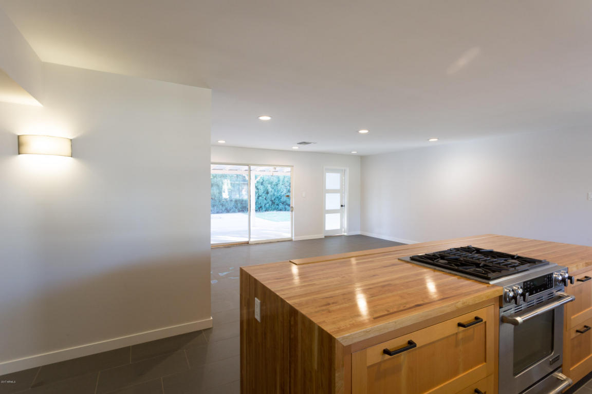 3624 N 48th Pl, Phoenix, AZ 85018 photo 8
