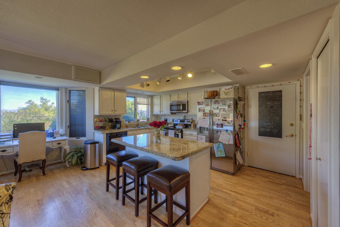2102 E Christy Dr, Phoenix, AZ 85028 photo 8