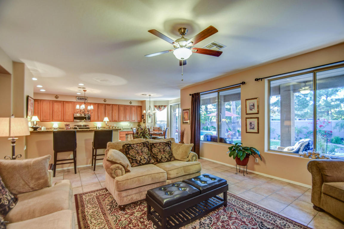 9748 E Navarro Ave, Mesa, AZ 85209 photo 7