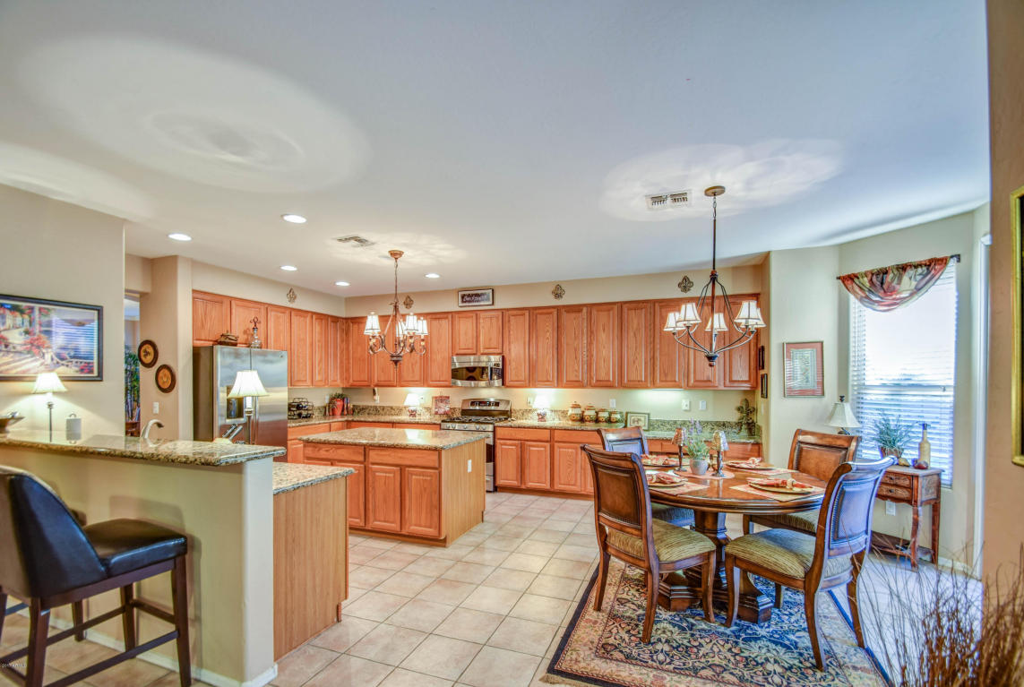 9748 E Navarro Ave, Mesa, AZ 85209 photo 2