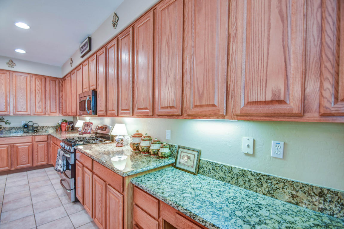 9748 E Navarro Ave, Mesa, AZ 85209 photo 5