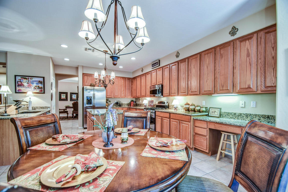 9748 E Navarro Ave, Mesa, AZ 85209 photo 4