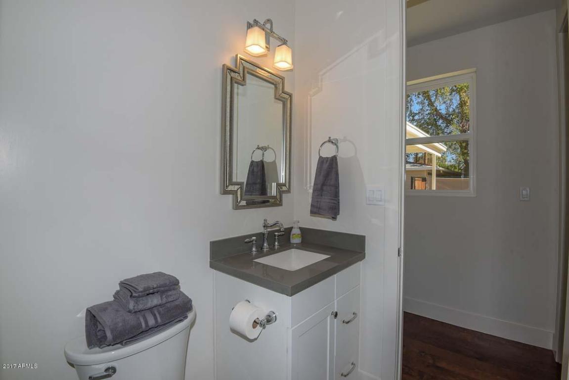 341 E Orange Dr, Phoenix, AZ 85012 photo 21