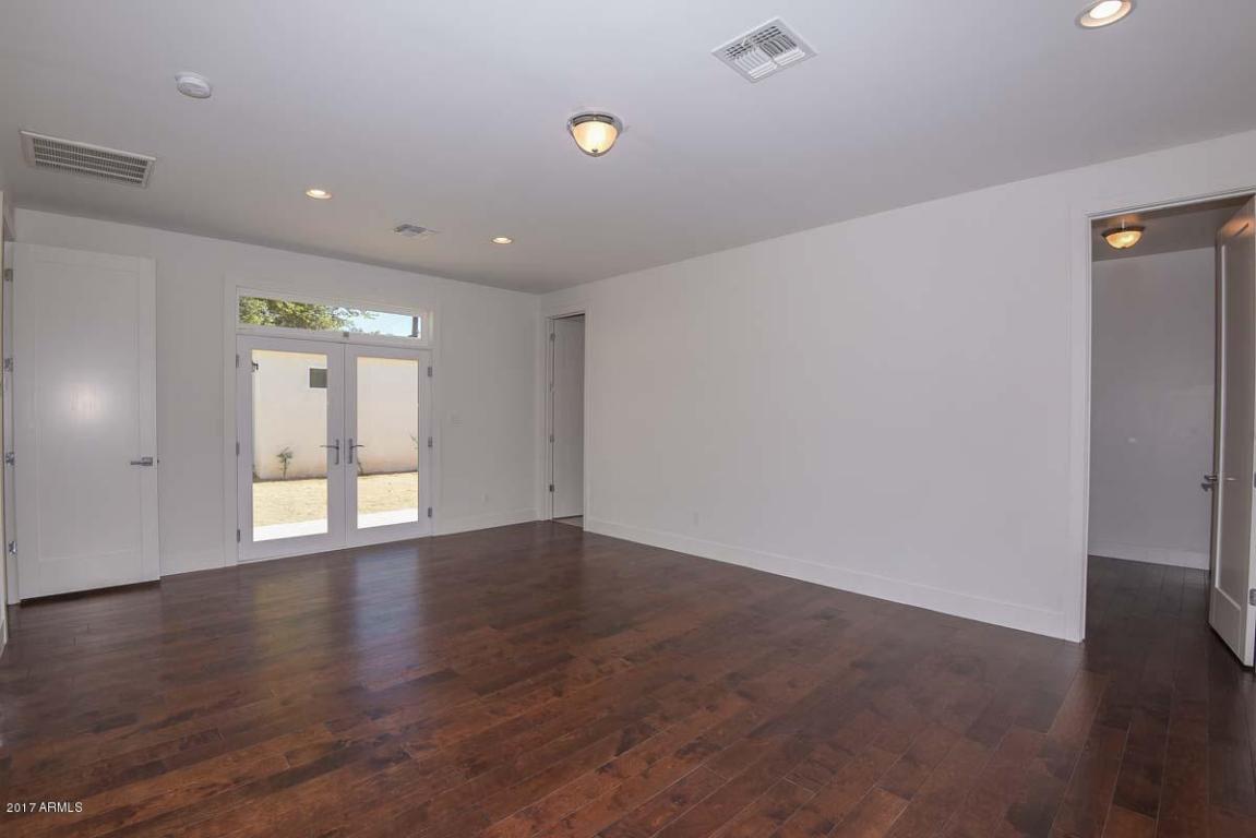 341 E Orange Dr, Phoenix, AZ 85012 photo 20