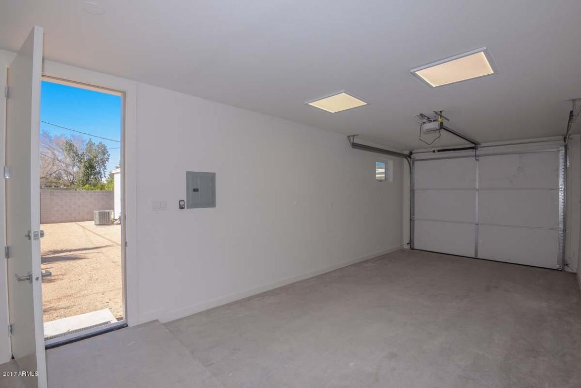 341 E Orange Dr, Phoenix, AZ 85012 photo 38