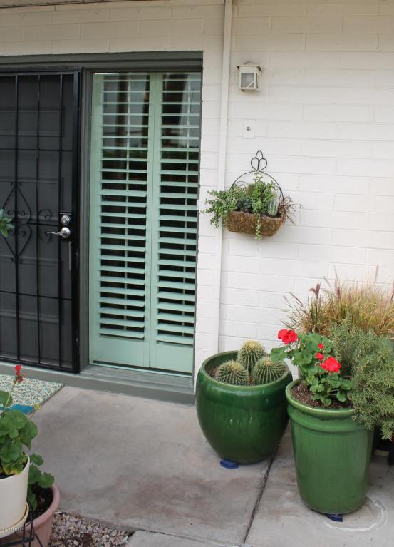4101 E Camelback Rd #13, Phoenix, AZ 85018 photo 1
