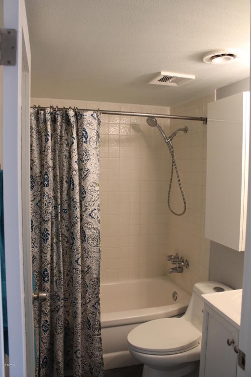 4101 E Camelback Rd #13, Phoenix, AZ 85018 photo 9