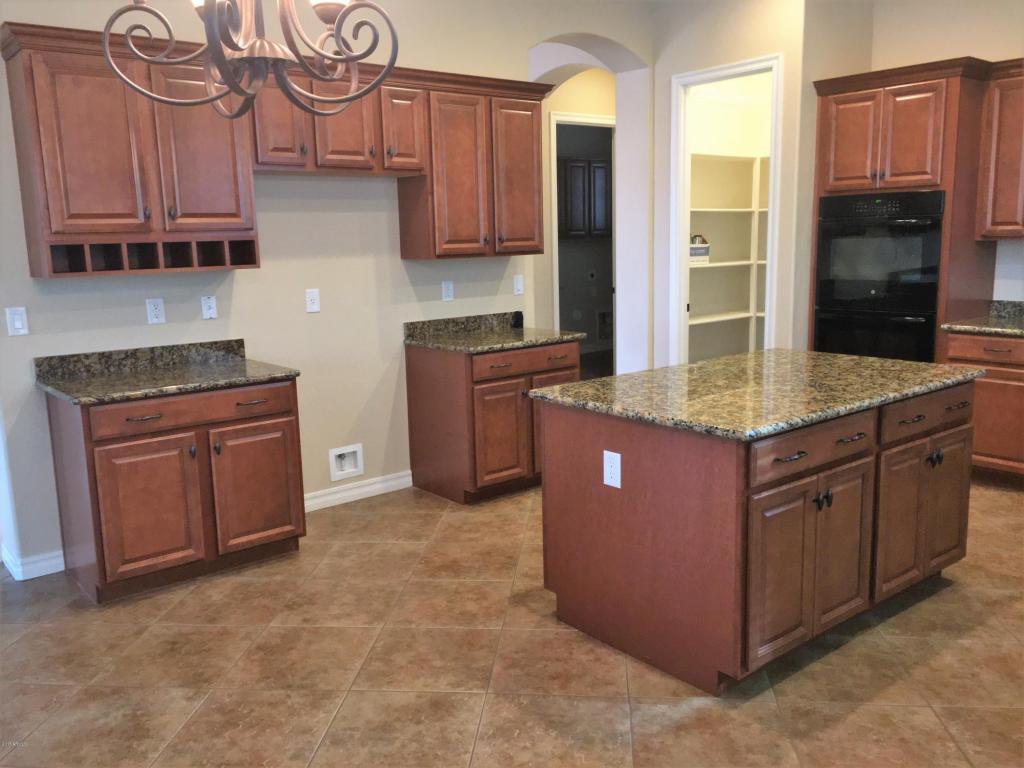 2512 E Plum St, Gilbert, AZ 85298 photo 10