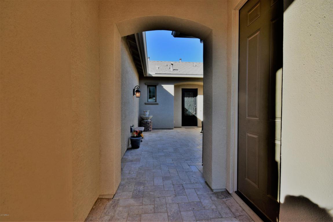 2512 E Plum St, Gilbert, AZ 85298 photo 4