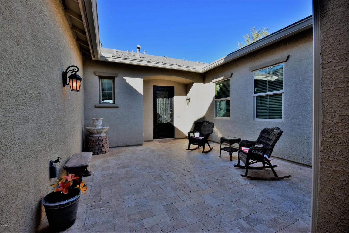 2512 E Plum St, Gilbert, AZ 85298 photo 5