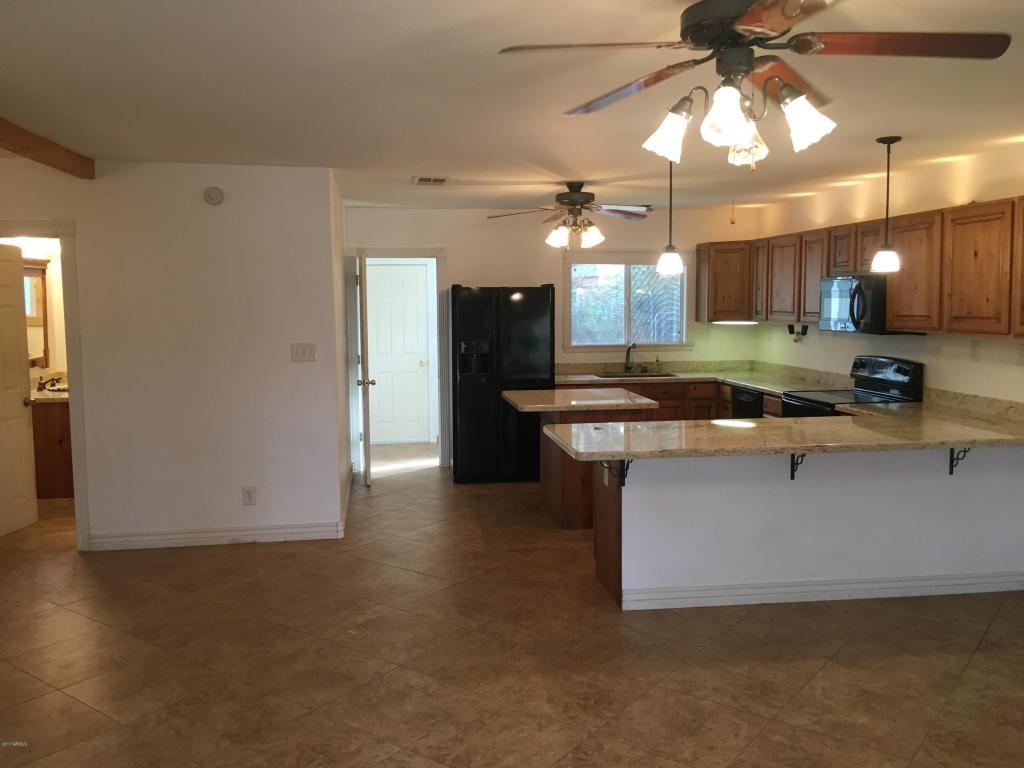 3221 N 26th Pl, Phoenix, AZ 85016 photo 7