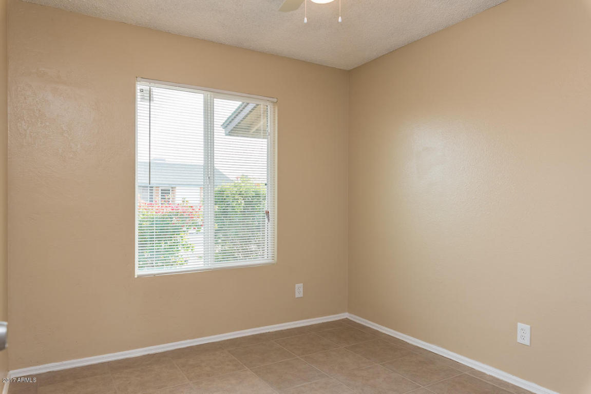 4524 E Vineyard Rd, Phoenix, AZ 85042 photo 10
