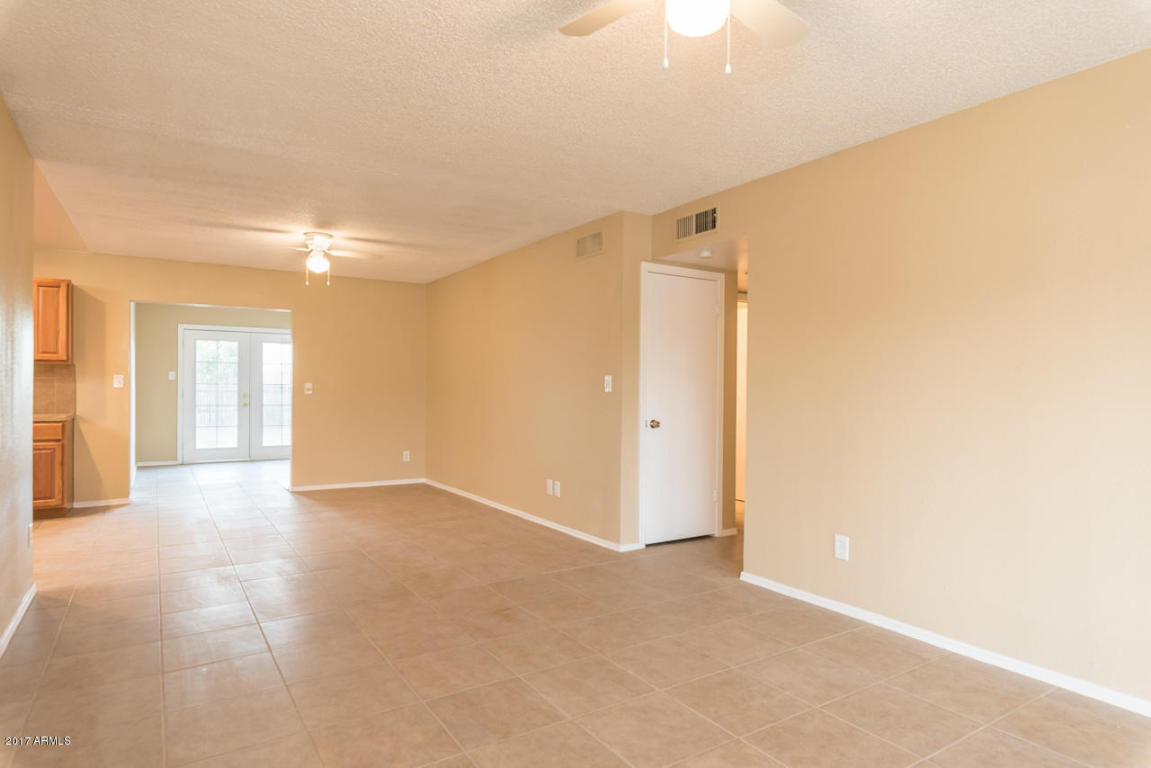 4524 E Vineyard Rd, Phoenix, AZ 85042 photo 13