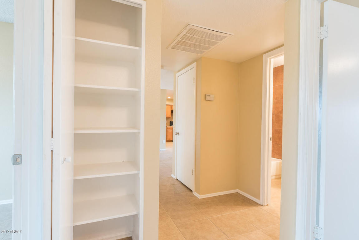 4524 E Vineyard Rd, Phoenix, AZ 85042 photo 7