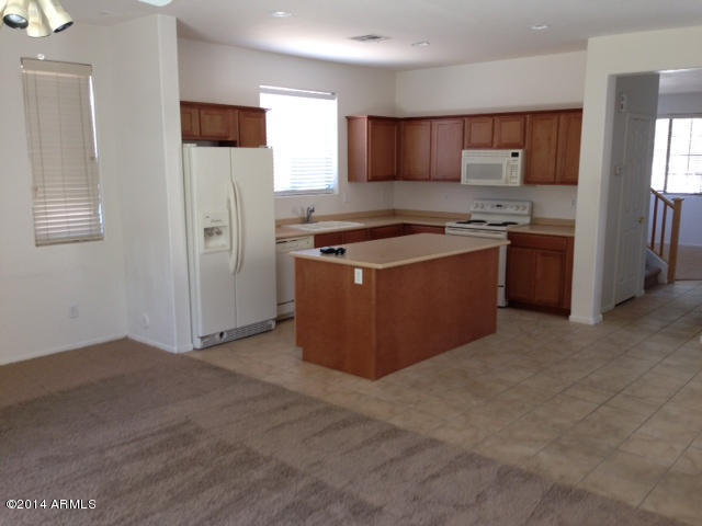 3779 E Chickadee Rd, Gilbert, AZ 85297 photo 5
