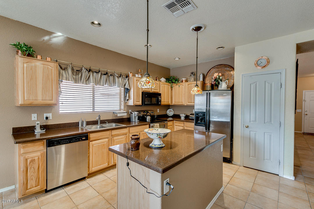 3759 E Orchid Ln, Gilbert, AZ 85296 photo 7