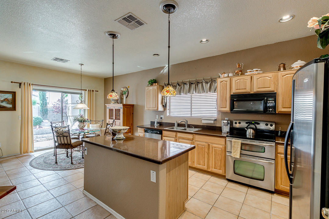 3759 E Orchid Ln, Gilbert, AZ 85296 photo 6
