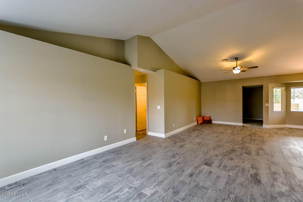 2355 E Catalina Ave, Mesa, AZ 85204 photo 4