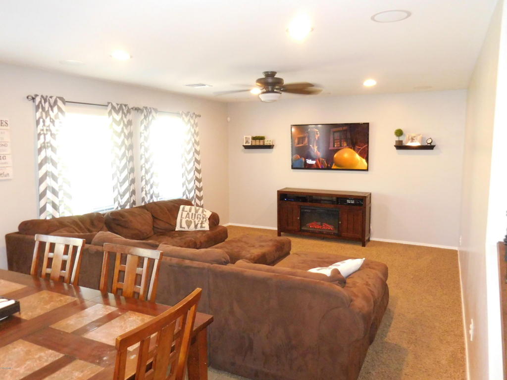 1998 E Saddlebrook Rd, Gilbert, AZ 85298 photo 5