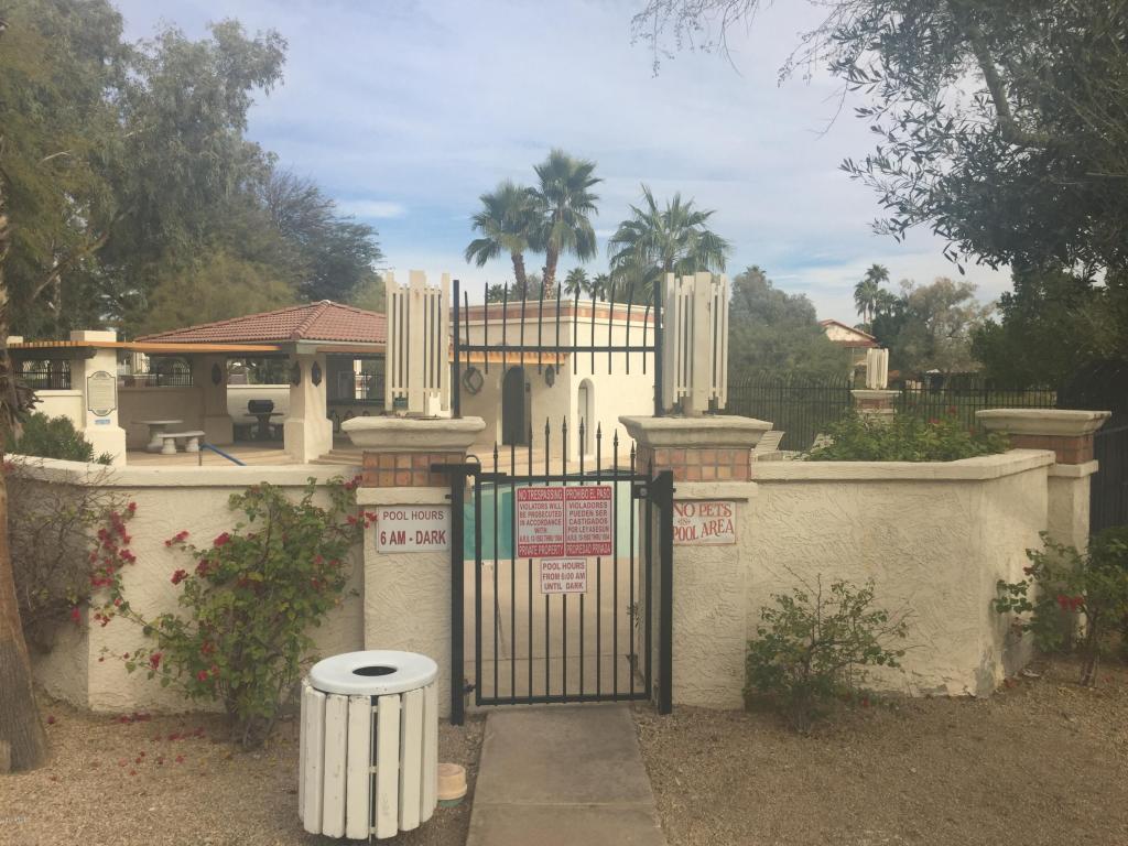 4932 E Monte Way, Phoenix, AZ 85044 photo 4