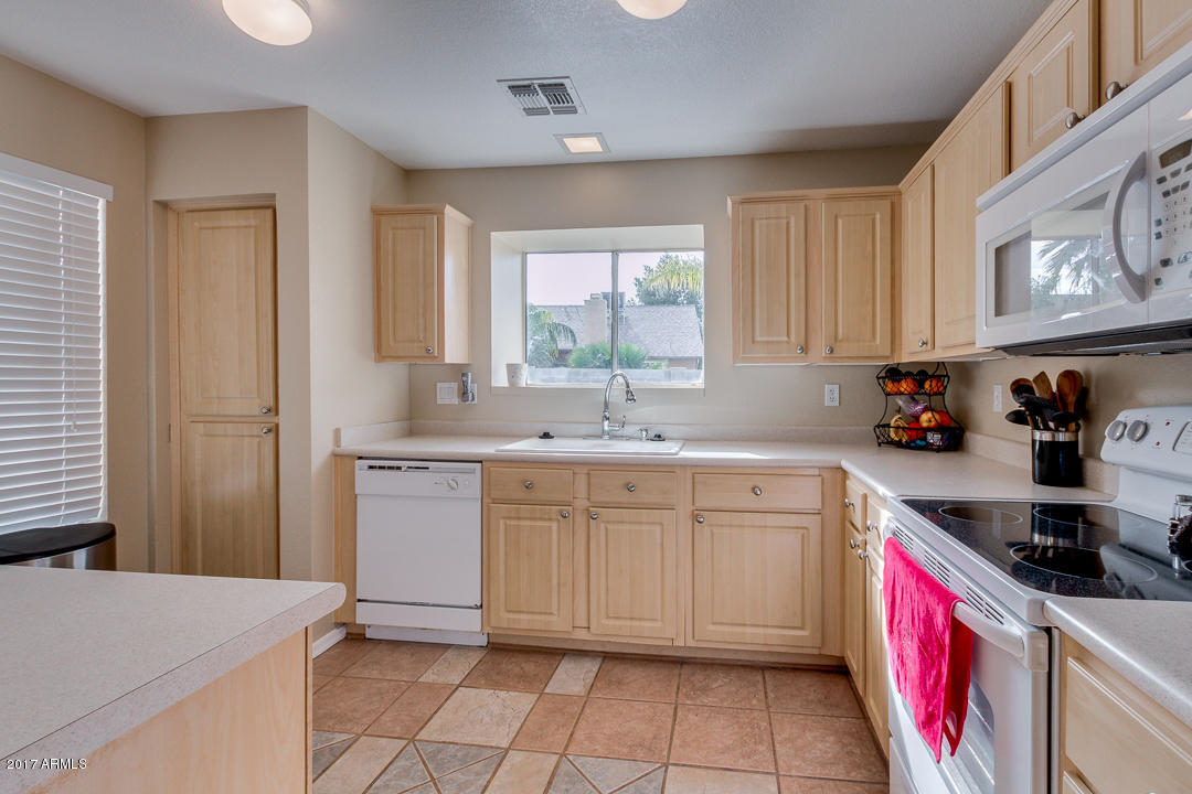 4811 E Princess Dr, Mesa, AZ 85205 photo 14