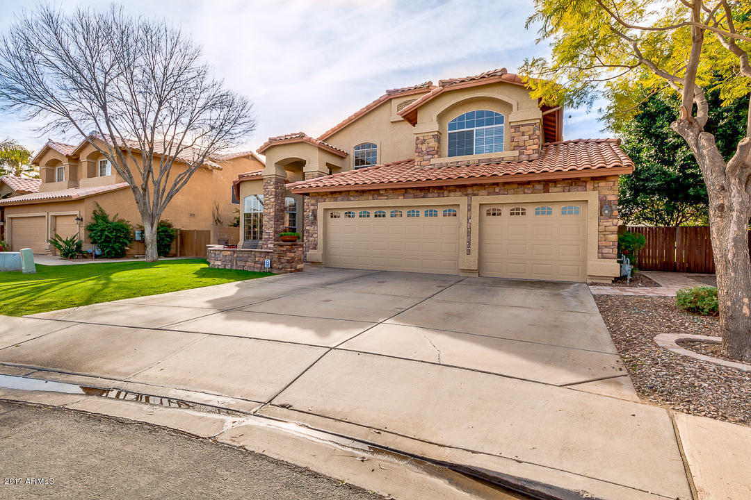 1273 E Horseshoe Ave, Gilbert, AZ 85296 photo 4