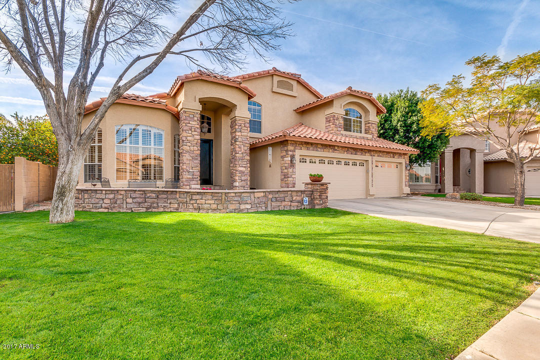 1273 E Horseshoe Ave, Gilbert, AZ 85296 photo 2