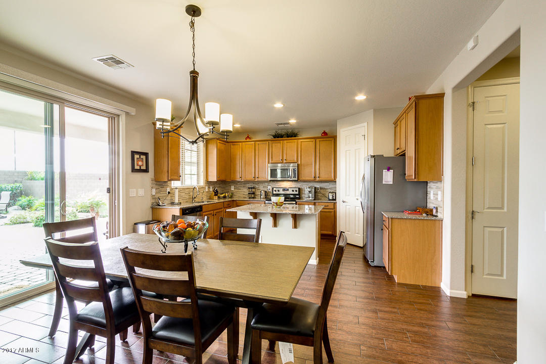 10237 E Sable Ave, Mesa, AZ 85212 photo 8
