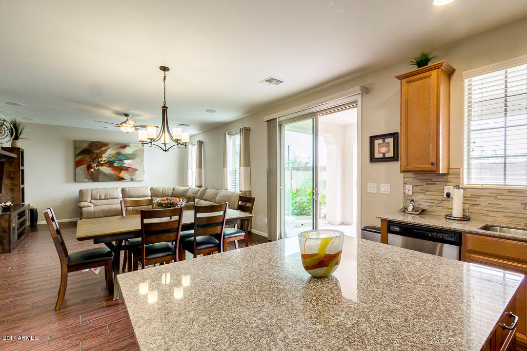 10237 E Sable Ave, Mesa, AZ 85212 photo 13