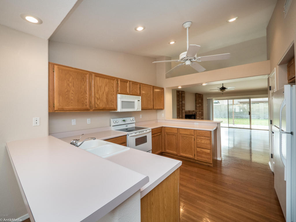 4119 Encinas Ave, Gilbert, AZ 85234 photo 11