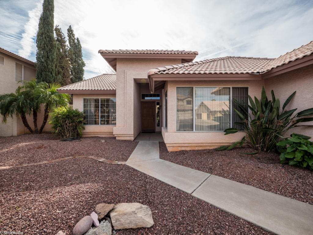 4119 Encinas Ave, Gilbert, AZ 85234 photo 1