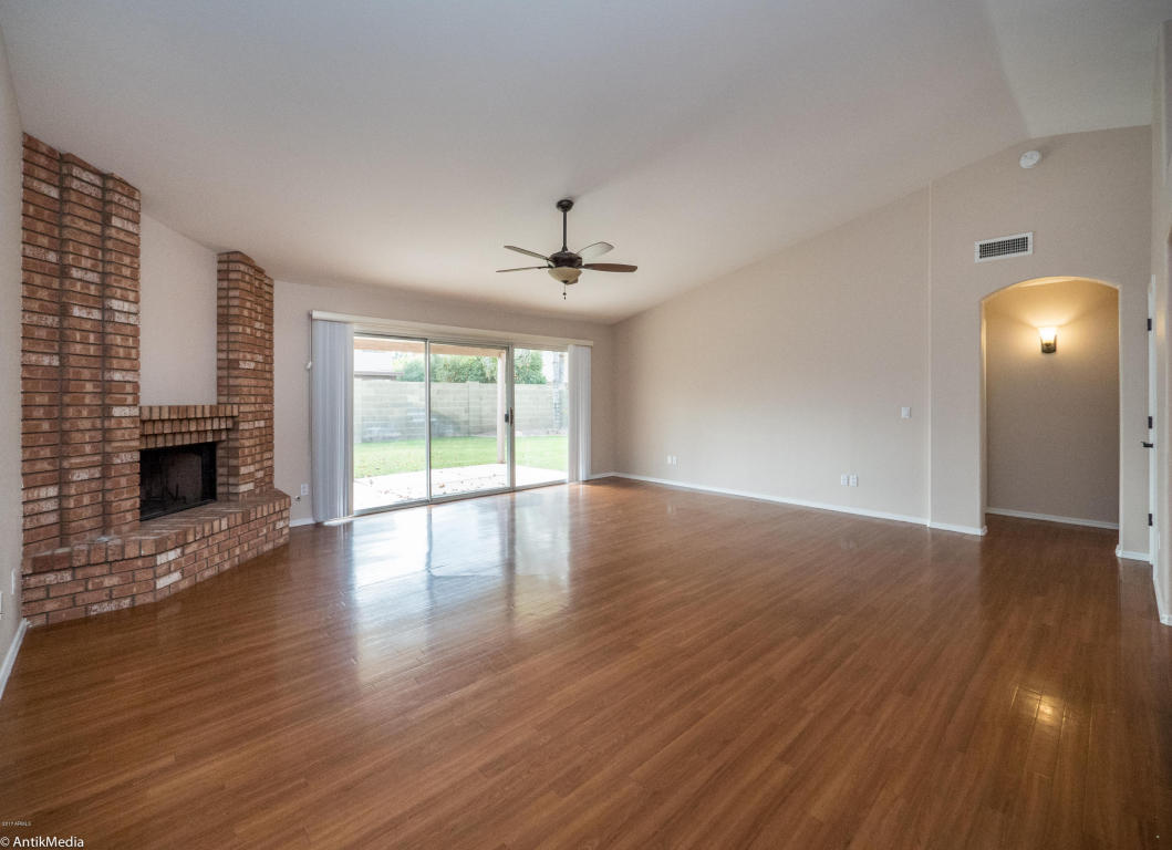 4119 Encinas Ave, Gilbert, AZ 85234 photo 3