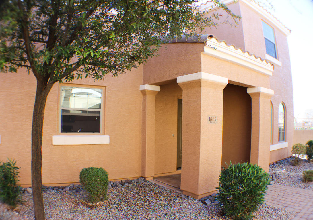1882 S Seton Ave, Gilbert, AZ 85295 photo 2