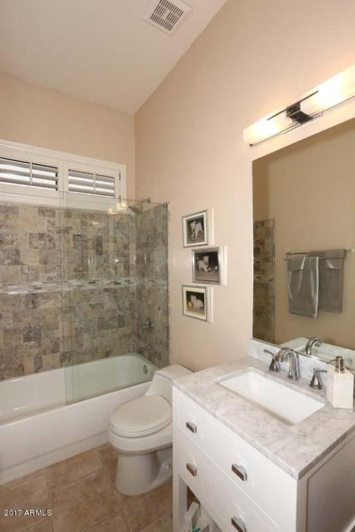 4404 E Robin Ln, Phoenix, AZ 85050 photo 21