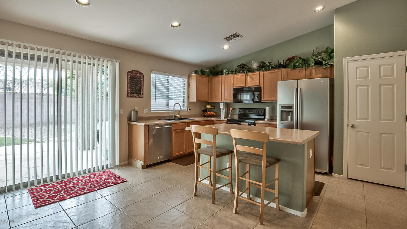 2543 E Pony Ln, Gilbert, AZ 85295 photo 8