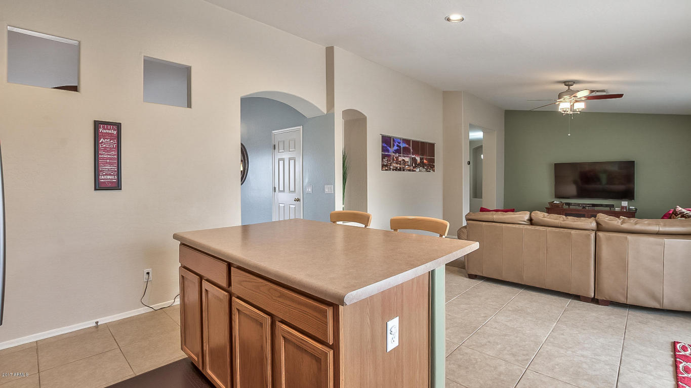 2543 E Pony Ln, Gilbert, AZ 85295 photo 11