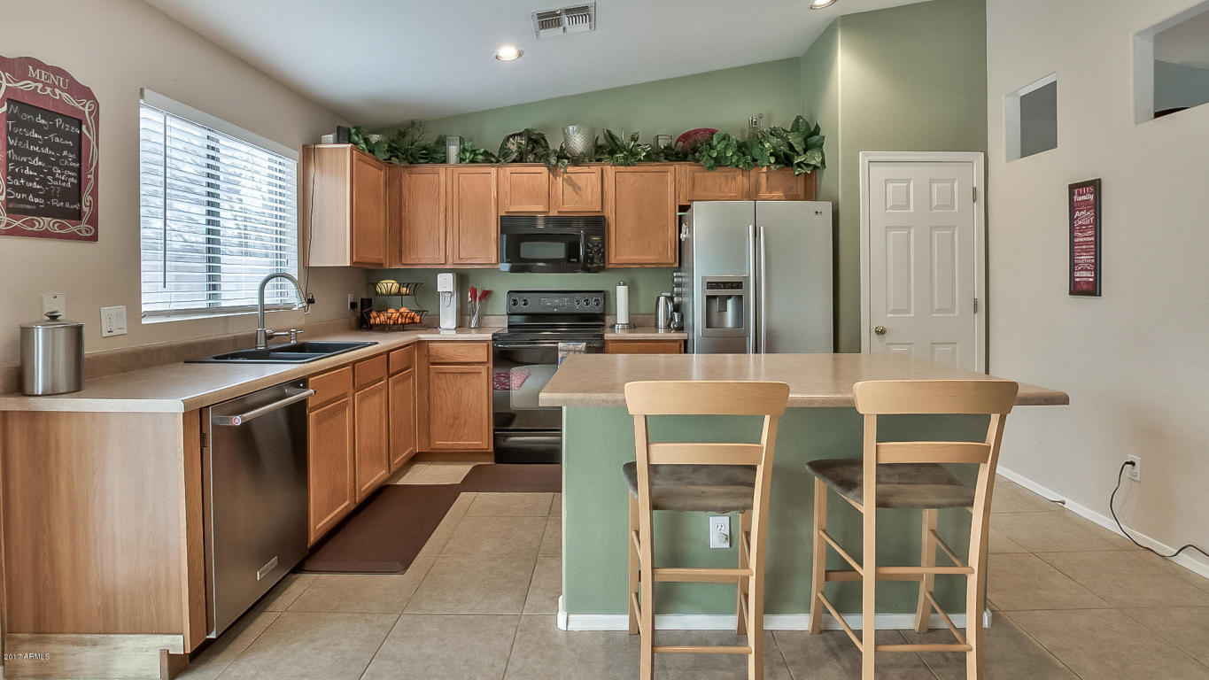 2543 E Pony Ln, Gilbert, AZ 85295 photo 9