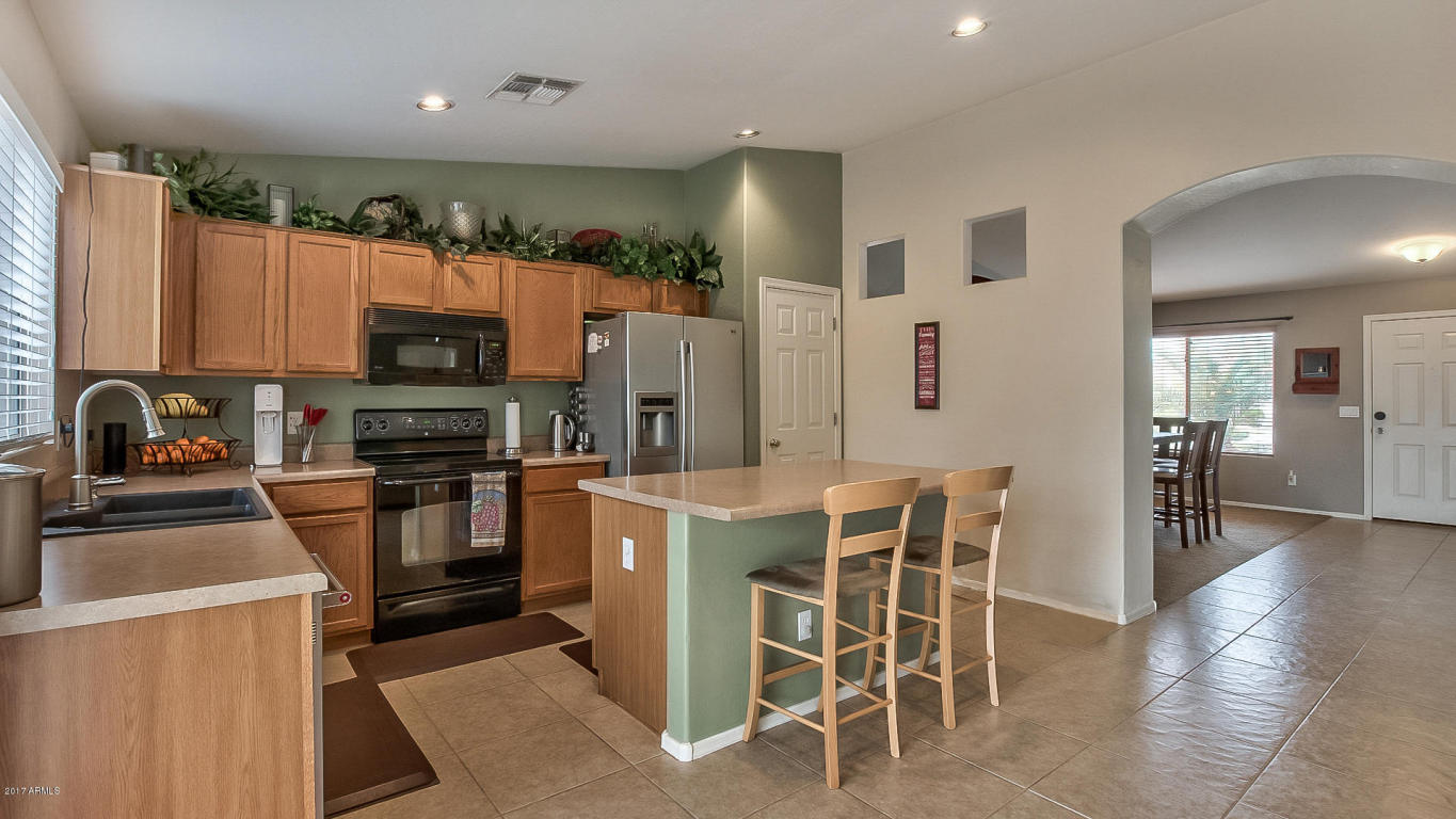 2543 E Pony Ln, Gilbert, AZ 85295 photo 10
