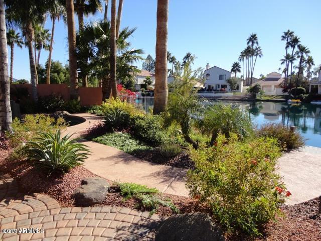 1425 W Silver Keys Ct, Gilbert, AZ 85233 photo 1