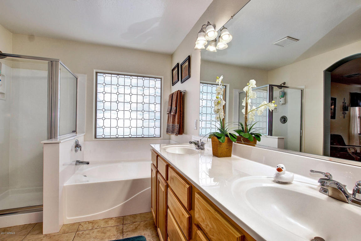 3870 E Phelps St, Gilbert, AZ 85295 photo 8